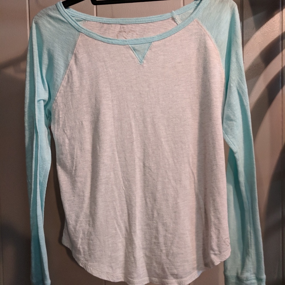 Raglan Tee